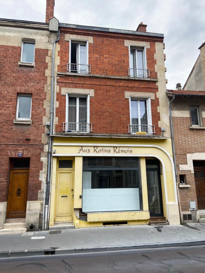 Les Rotins - Logements Climatises - Cathedrale A 2 Pas Reims Exteriör bild